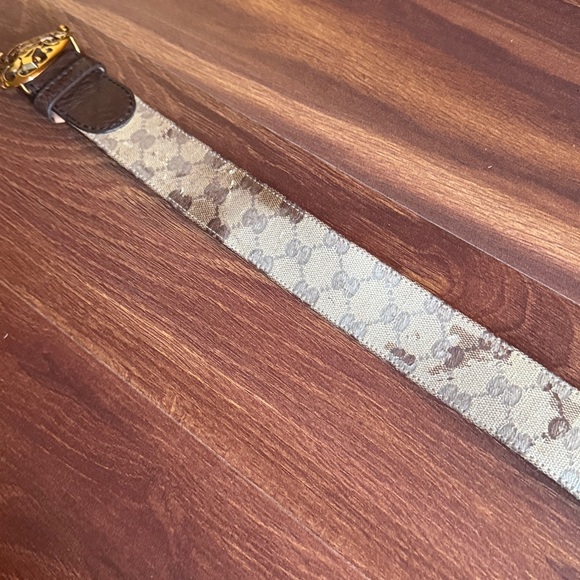 Gucci Brown Belt Made in Italy with Gold Heart Buckle Size 42 - Picture 9 of 12